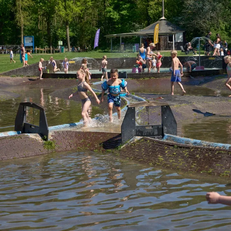 Peuterbad_Hulsbeek.webp