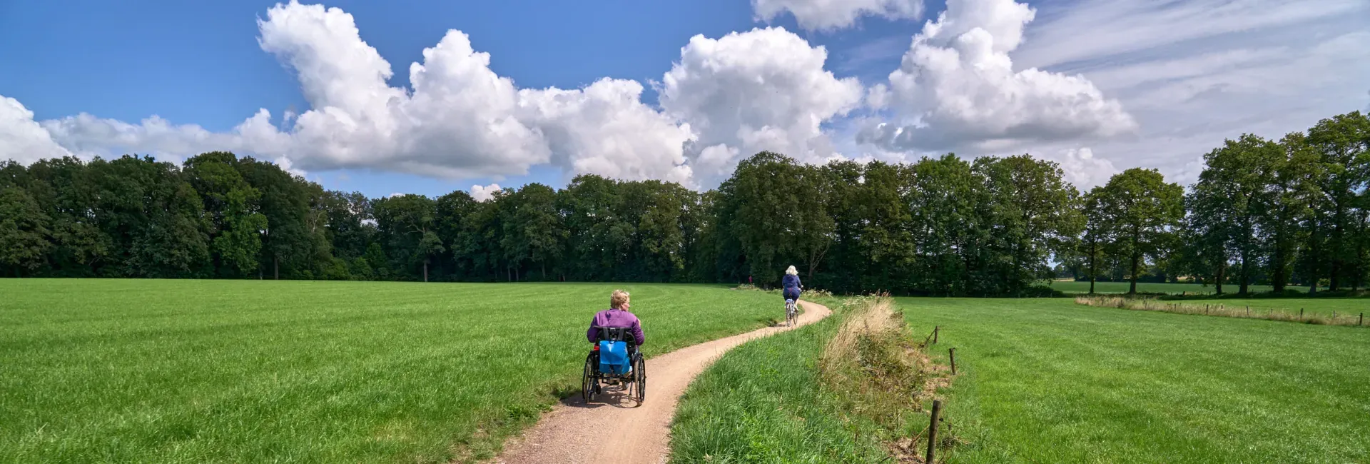 Met de rolstoel door twents landschap
