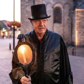 Stadswandeling bij kaarslicht, 4 juli img
